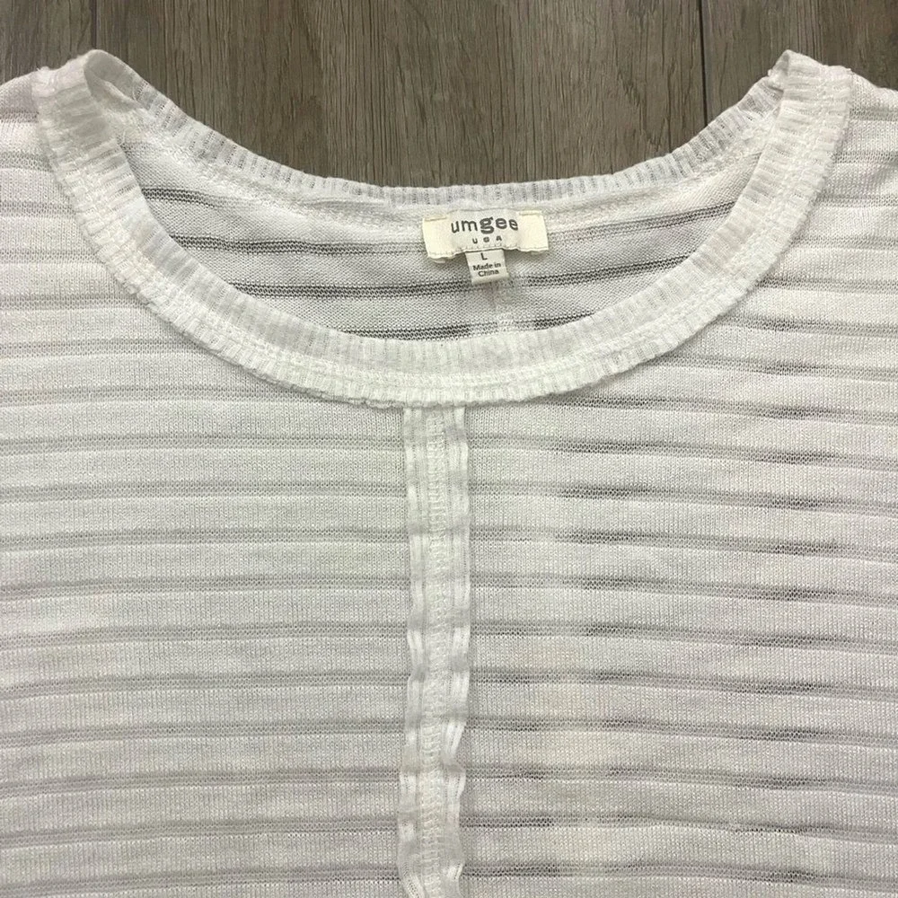 UMGEE Oversized Boxy Shirt White Textured Coastal Sheer Boho Short Sleeve Crop L - Picture 3 of 8